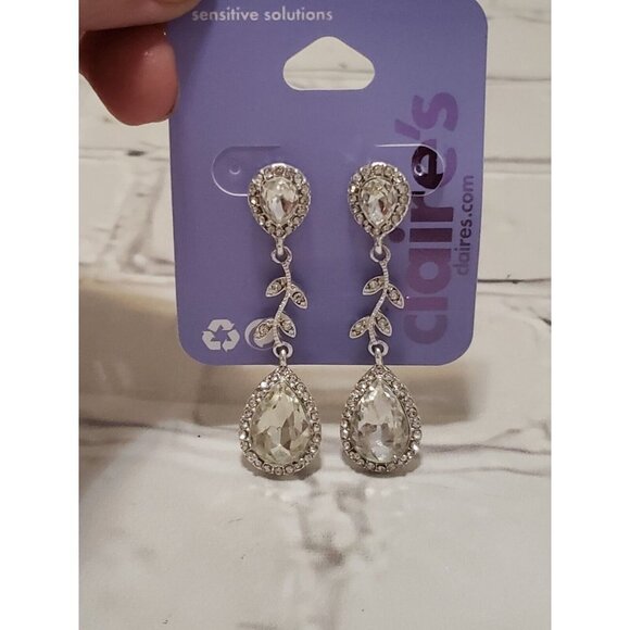 Nwt Claire's Sensitive Solutions Pierced Earrings Special Occasion Dance Elegant - Picture 1 of 2